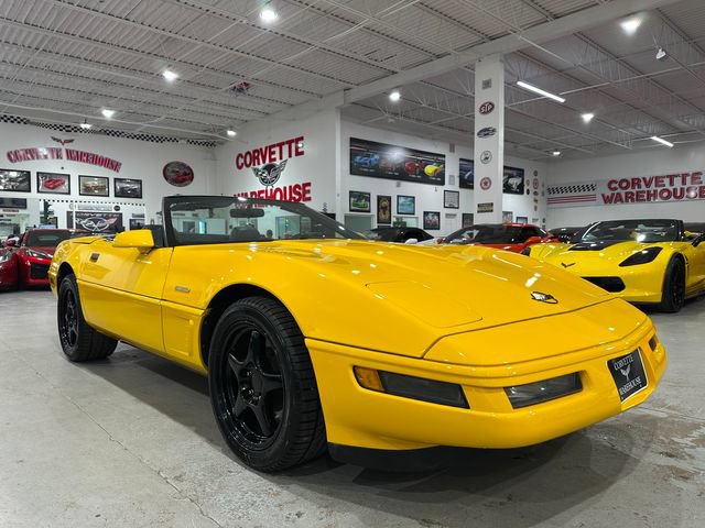 Used 1996 Chevrolet Corvette Convertible RWD image 20