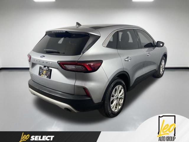 Used 2023 Ford Escape Active w/ Cold Weather Package FWD image 6
