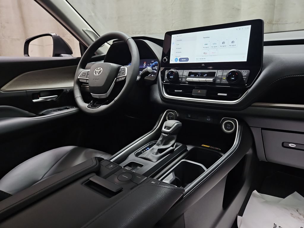 New 2026 Toyota Grand Highlander AWD Hybrid image 29