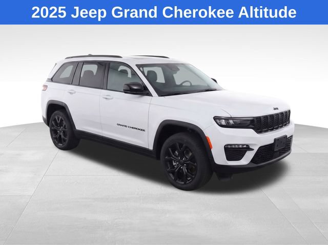 Used 2025 Jeep Grand Cherokee Altitude AWD/4WD video 2