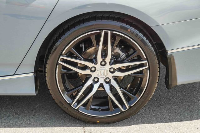 Used 2021 Honda Accord Touring image 13
