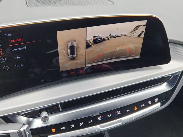 New 2026 Cadillac Lyriq V w/ Exterior Carbon Fiber Package AWD/4WD image 19