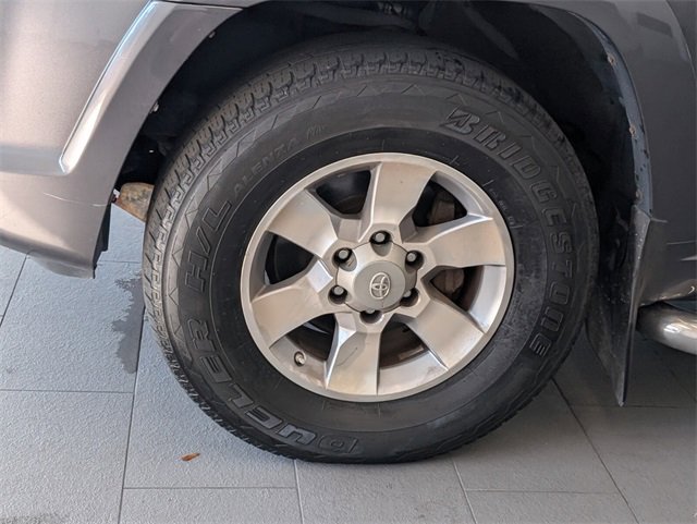Used 2010 Toyota 4Runner Limited image 4