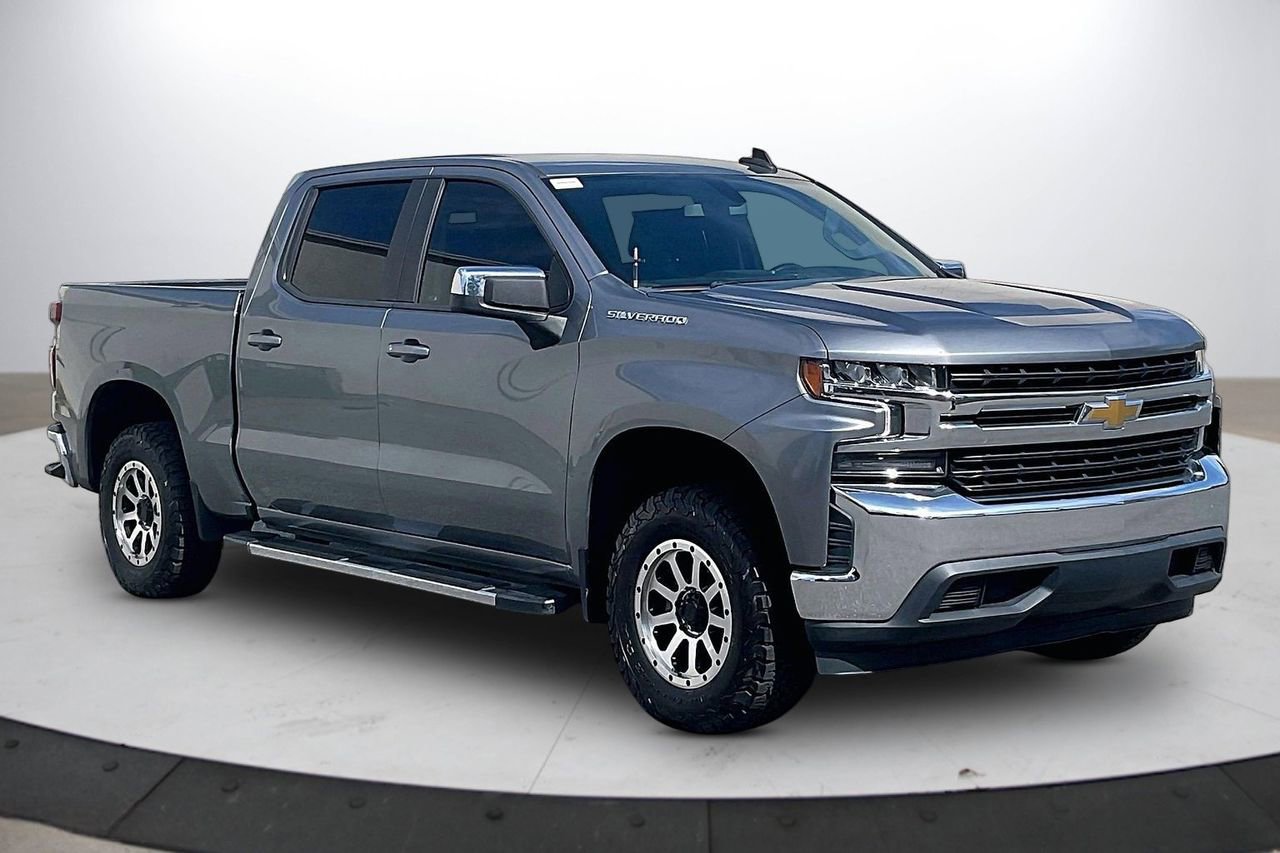 Used 2021 Chevrolet Silverado 1500 LT image 2
