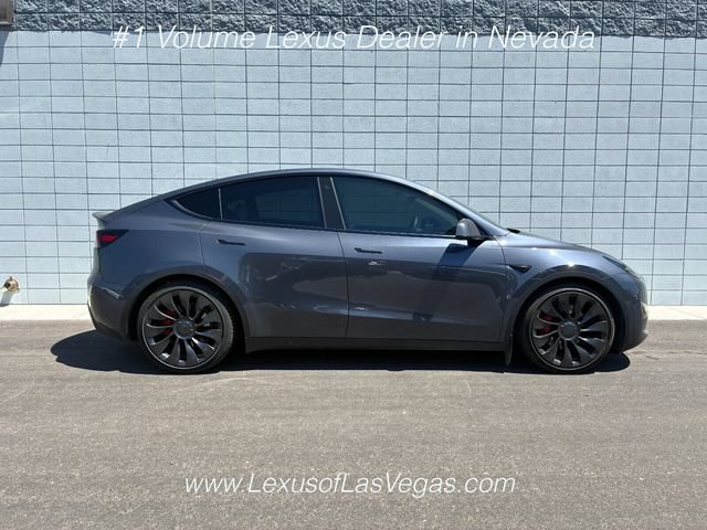 Used 2022 Tesla Model Y Performance AWD/4WD image 2