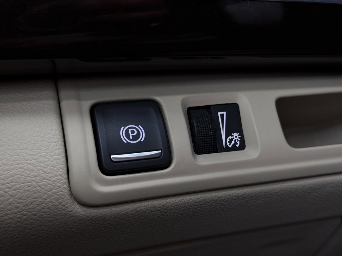 Used 2020 Cadillac CT6 Luxury image 46