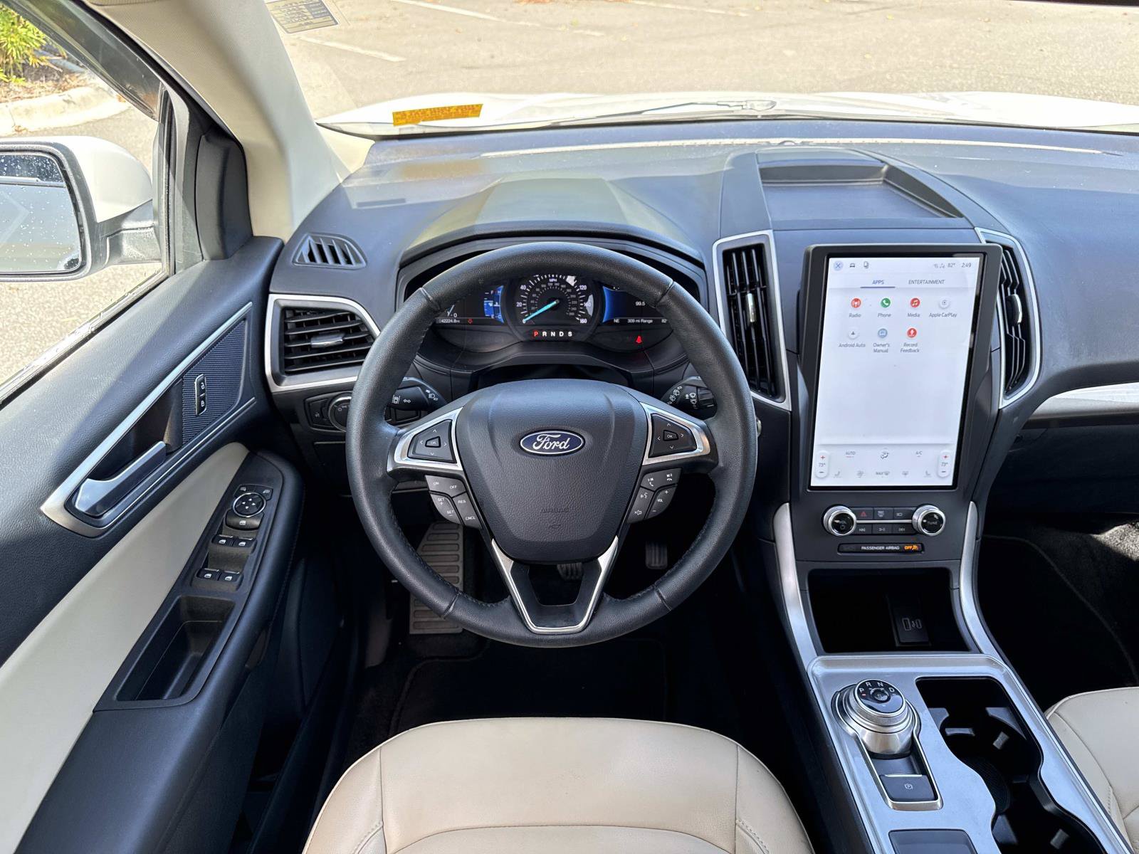 Used 2024 Ford Edge SEL AWD/4WD image 13