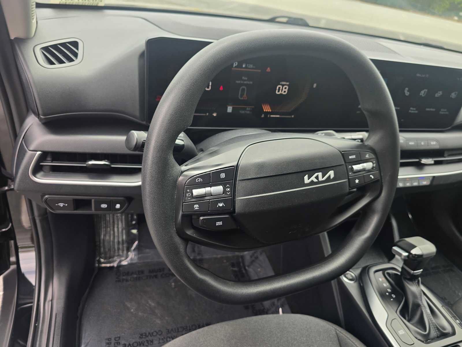 Used 2025 Kia K4 FWD image 23