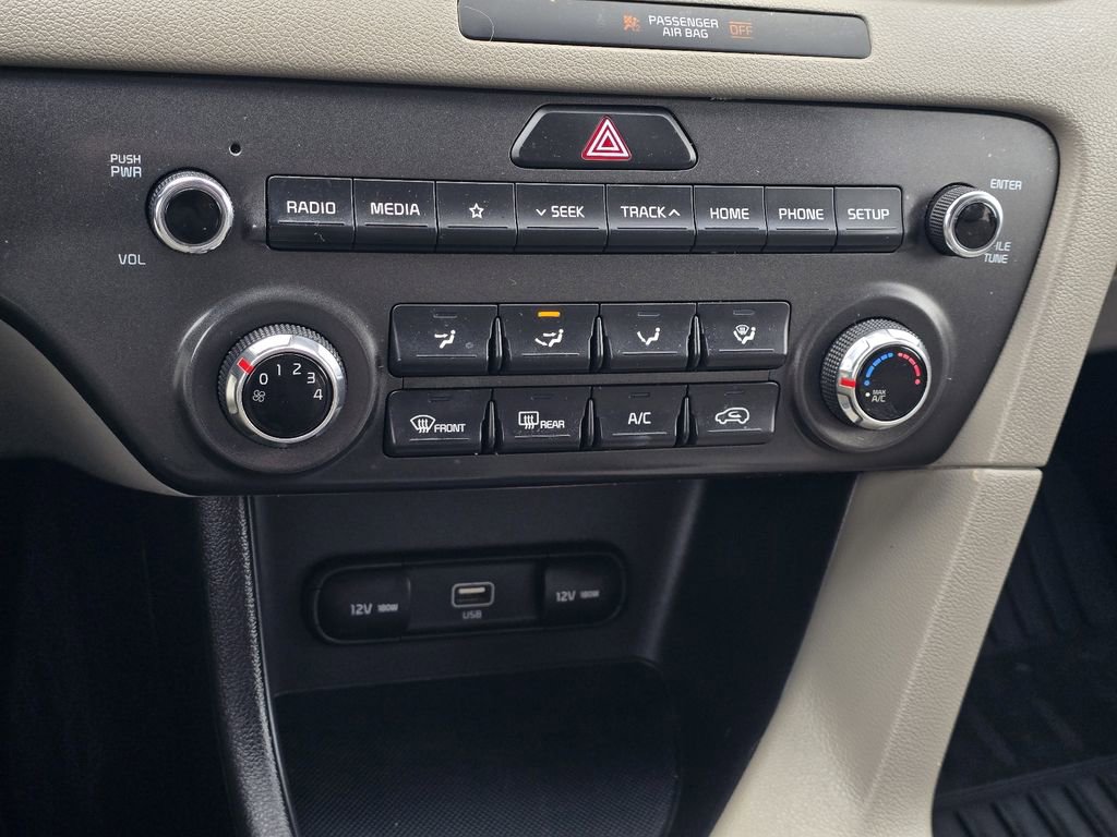 Used 2020 Kia Sportage LX image 19