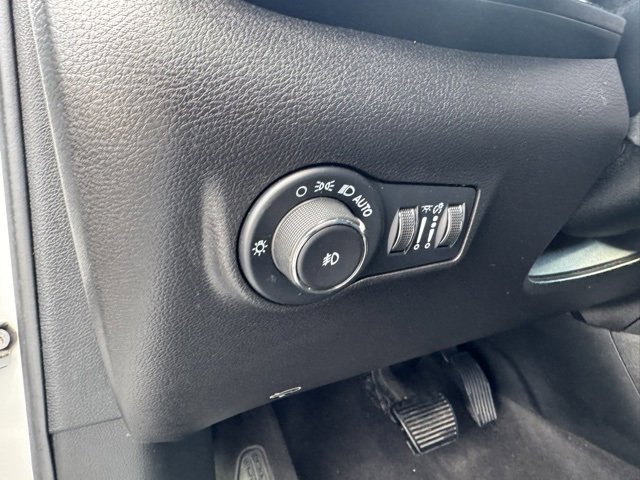 Used 2022 Jeep Compass Trailhawk image 12