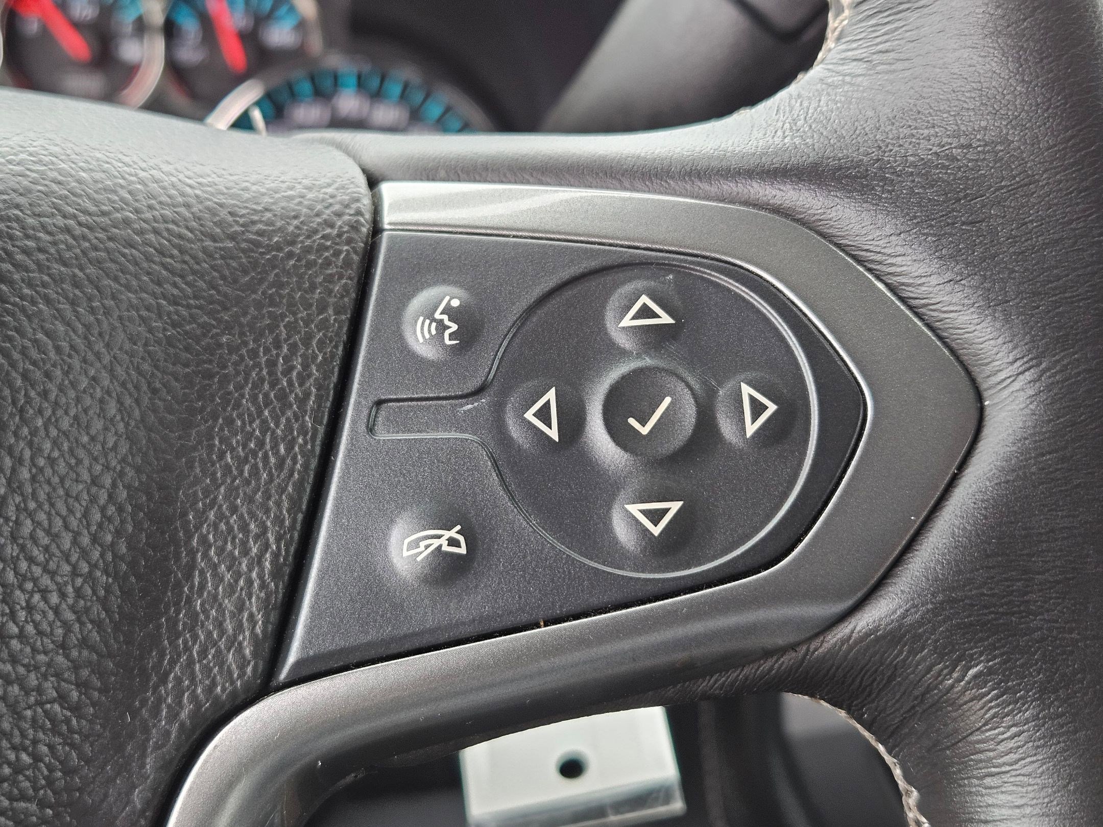 Used 2017 Chevrolet Silverado 3500 LTZ w/ Duramax Plus Package image 17