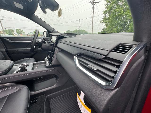 New 2025 GMC Acadia Elevation w/ Elevation Premium Package image 27