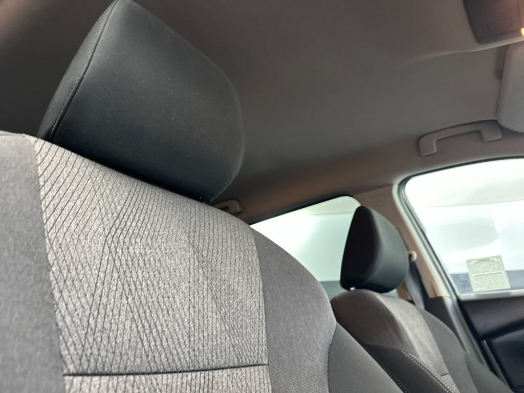 Used 2025 Nissan Rogue SV FWD image 16