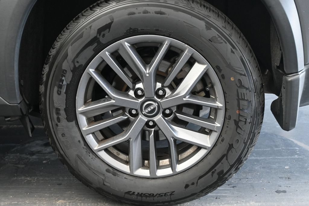 Used 2023 Nissan Rogue S AWD/4WD image 13