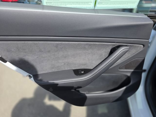 Used 2018 Tesla Model 3 Long Range image 14