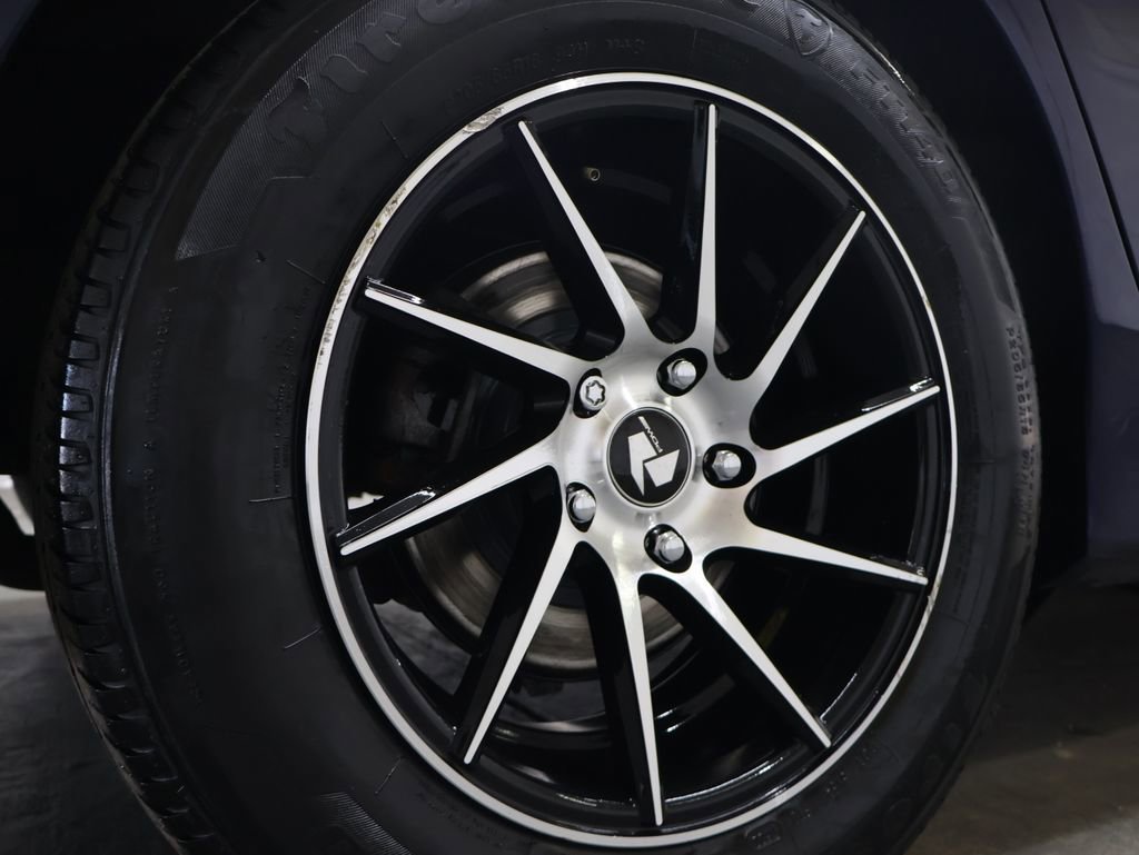 Used 2016 Honda Accord LX image 30