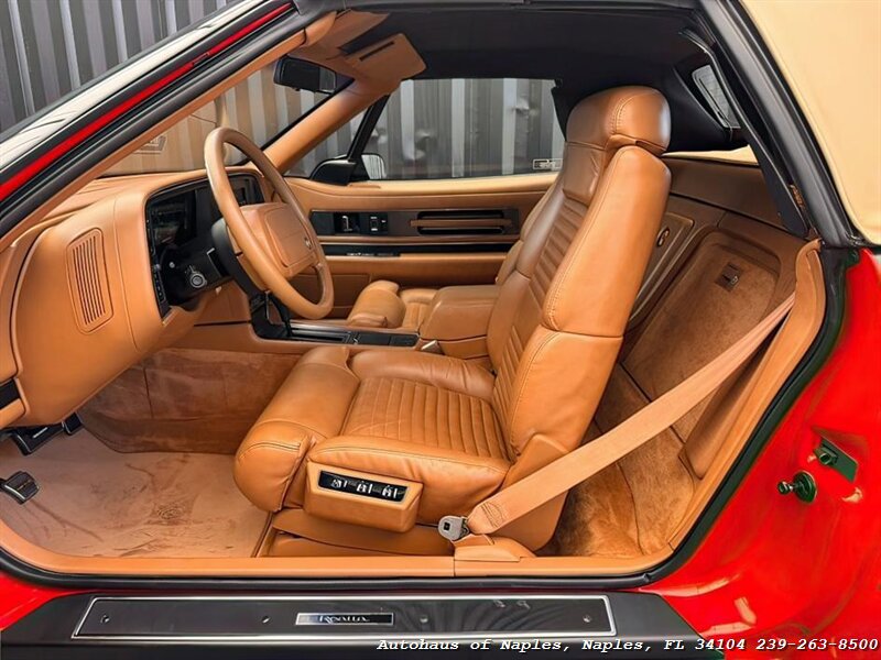 Used 1990 Buick Reatta Convertible FWD image 3