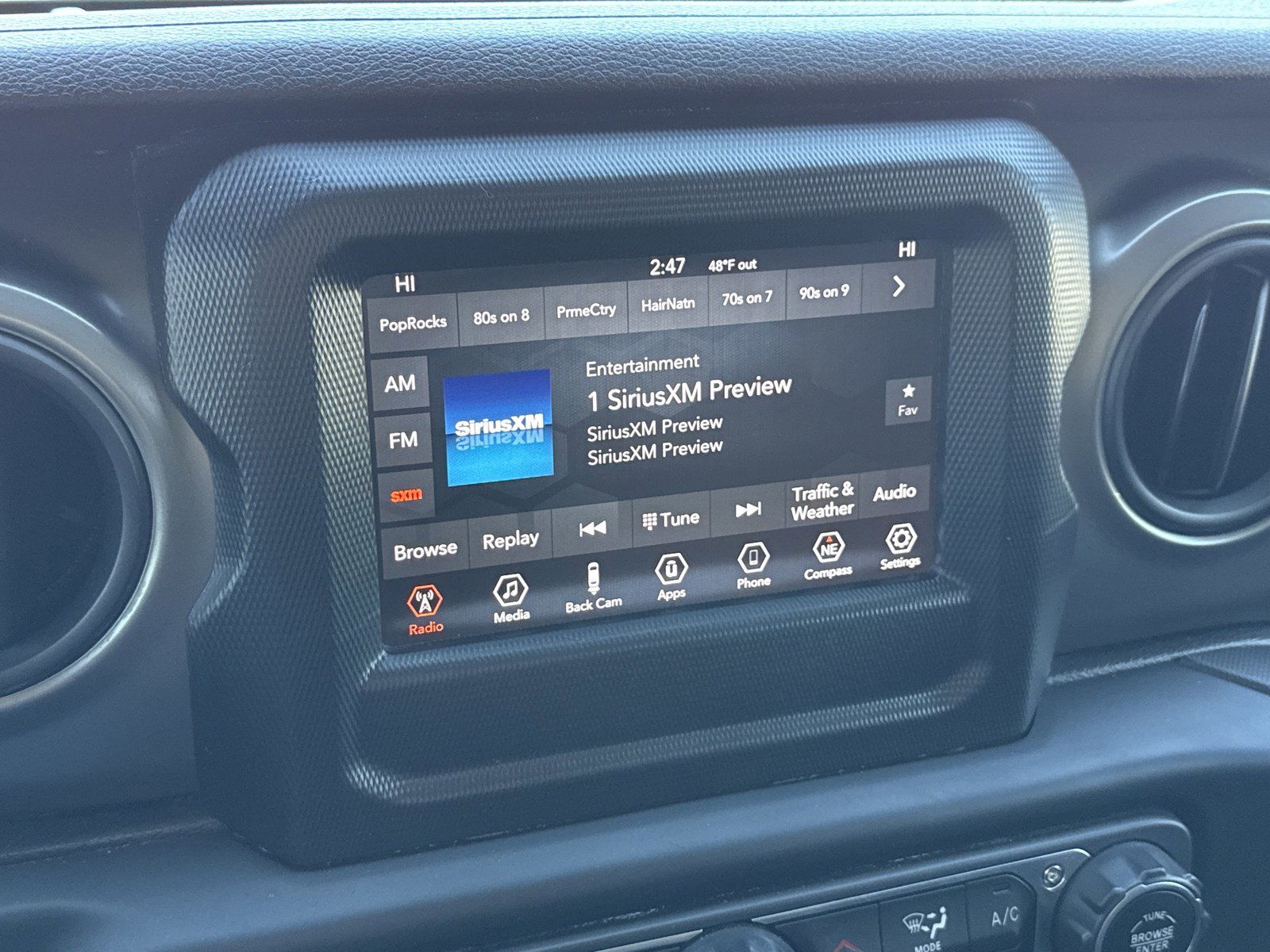 Used 2018 Jeep Wrangler Unlimited Sport S image 19