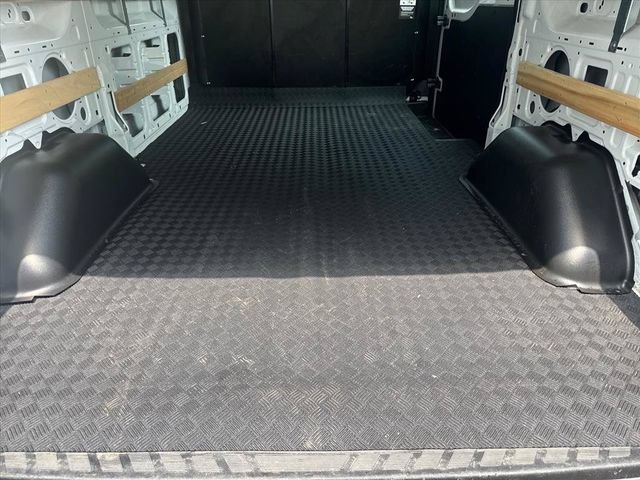 Certified 2025 Ford Transit 250 Low Roof w/ Exterior Upgrade Package RWD image 21
