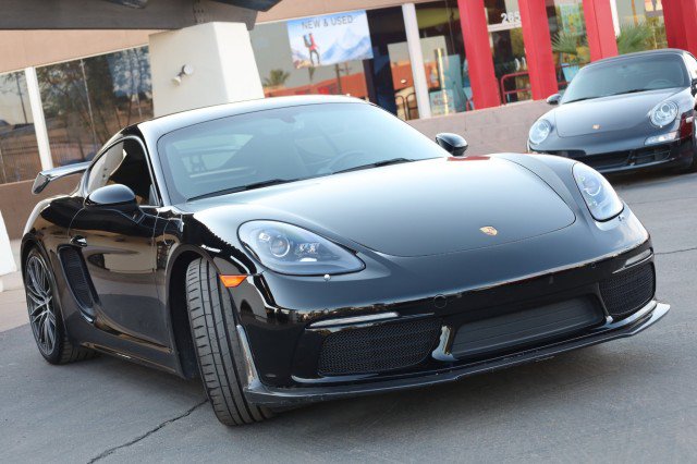 Used 2017 Porsche 718 Cayman S RWD image 2