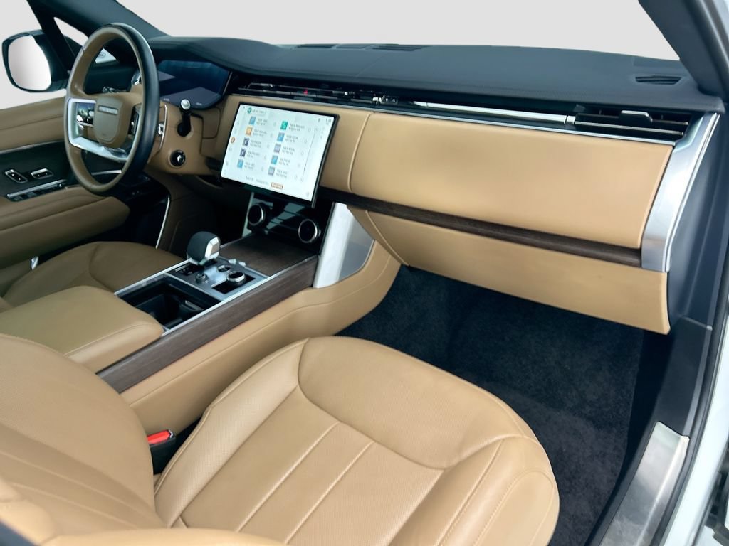 Used 2023 Land Rover Range Rover SE AWD/4WD image 16