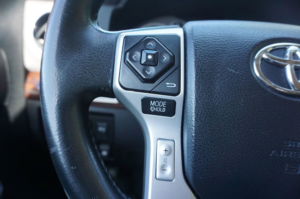 Used 2017 Toyota Tundra Limited w/ Limited Premium Package image 7