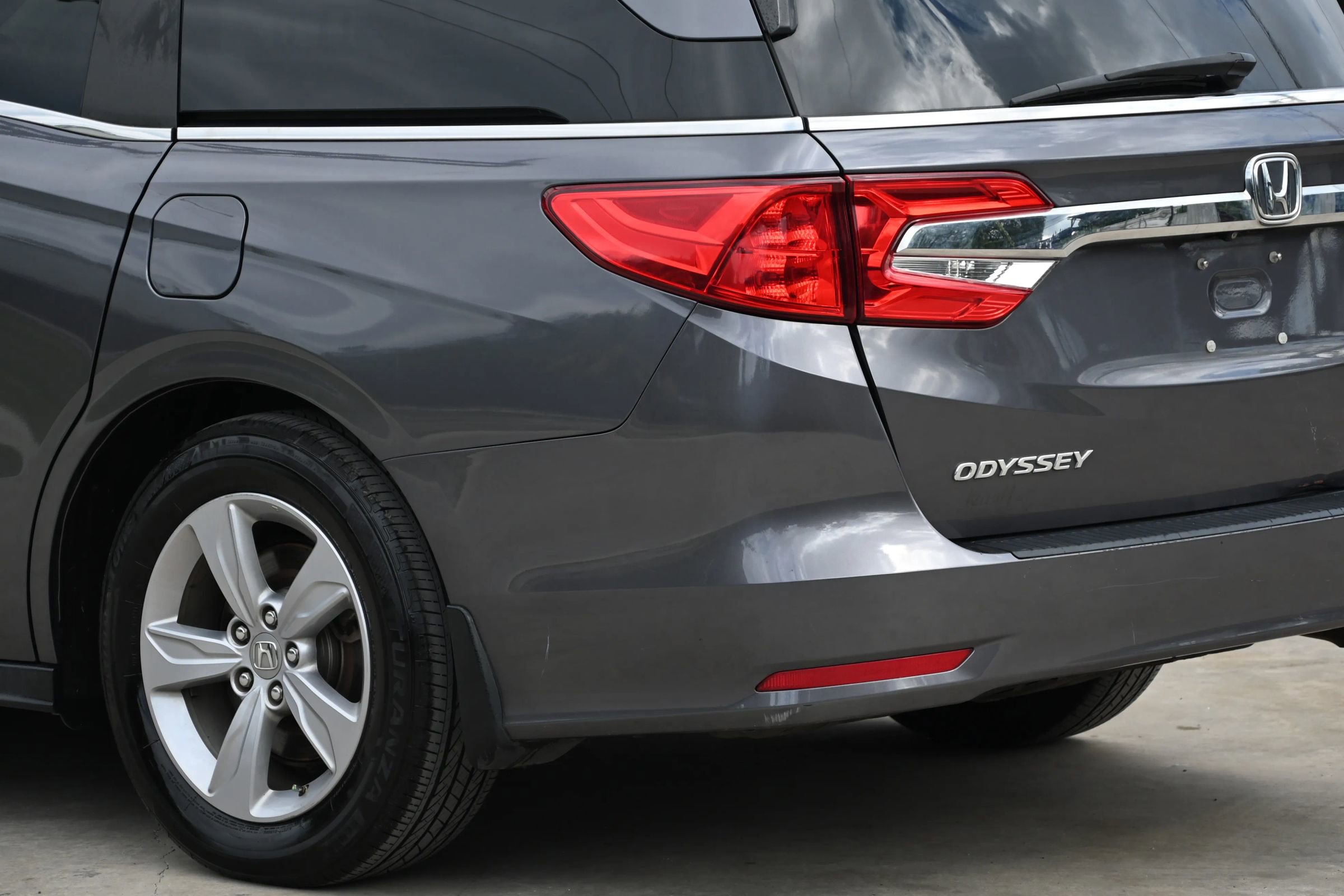 Used 2020 Honda Odyssey EX-L image 8