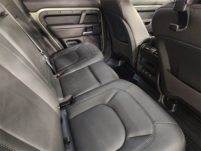 Used 2025 Land Rover Defender 110 S image 32