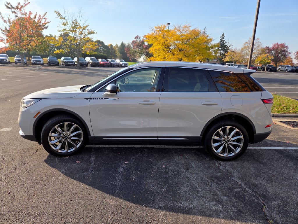 Used 2022 Lincoln Corsair AWD w/ Premium Package image 24