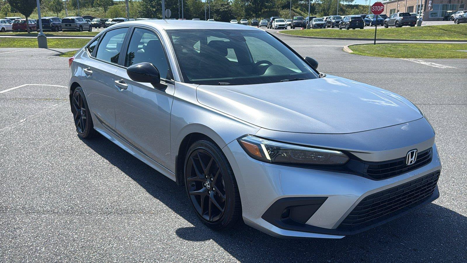 Used 2024 Honda Civic Sport image 1