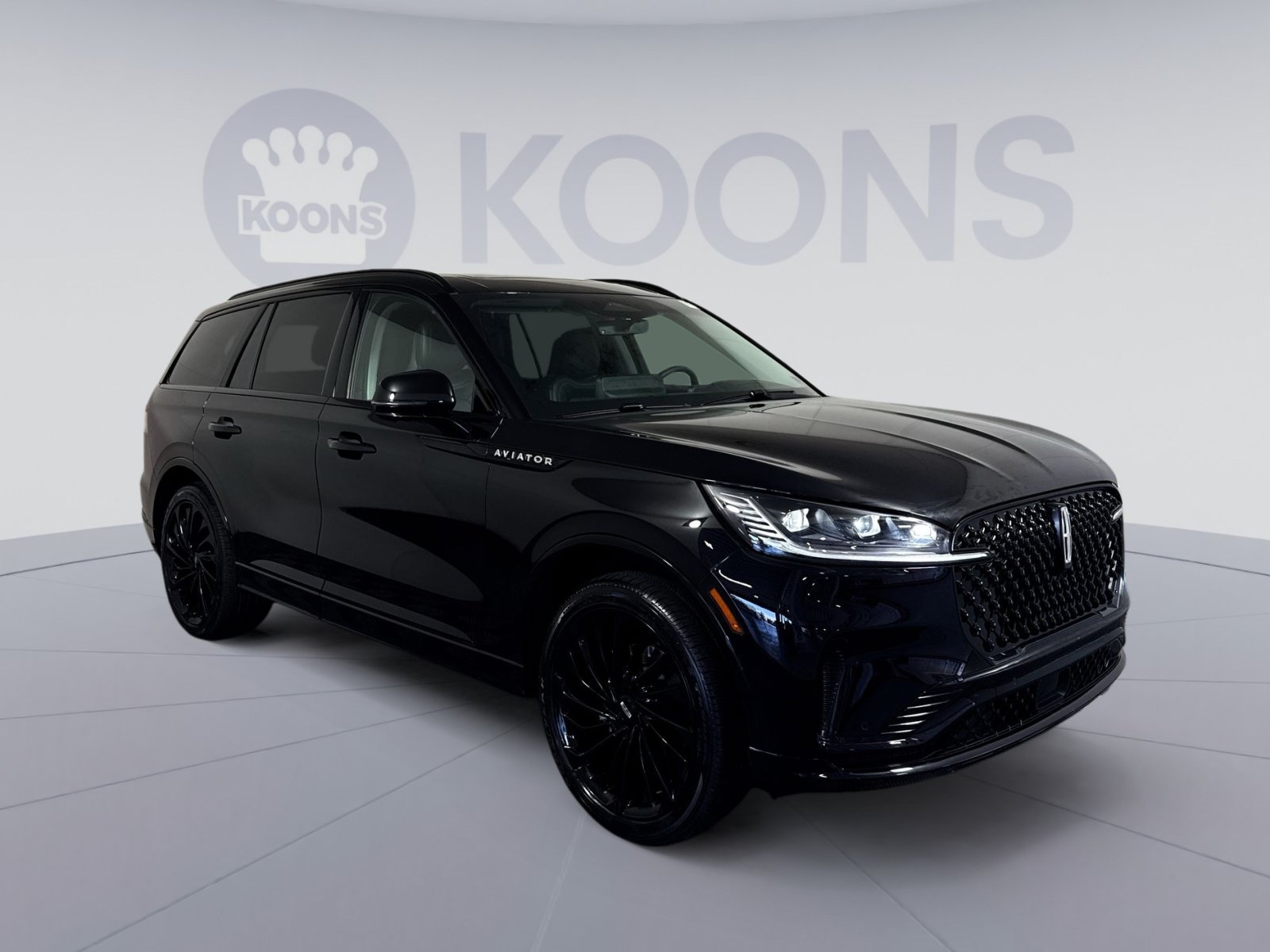 Used 2025 Lincoln Aviator Reserve w/ Equipment Group 201A AWD/4WD image 10