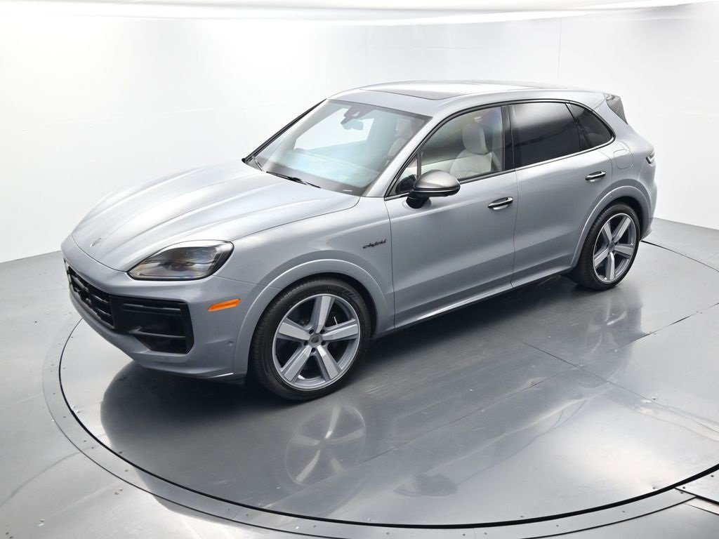 Used 2025 Porsche Cayenne Turbo image 38