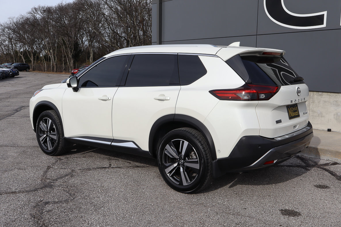 Used 2023 Nissan Rogue SL w/ SL Premium Package AWD/4WD image 6