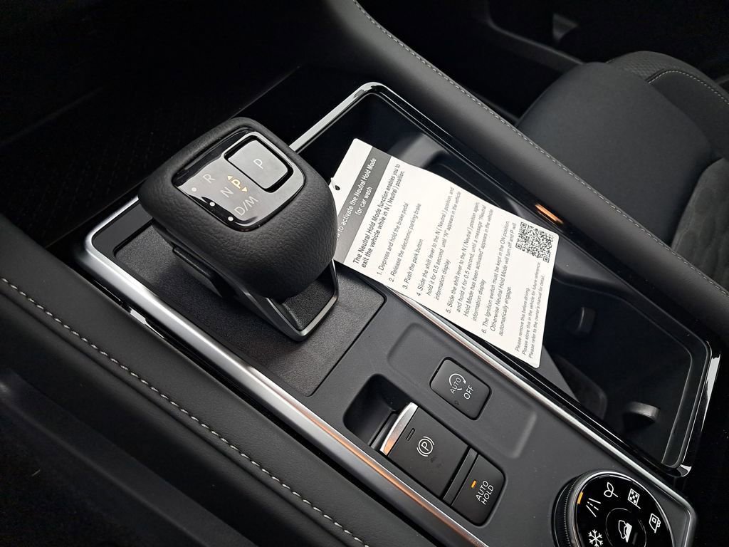 New 2026 Nissan Pathfinder SV image 25