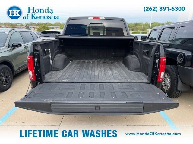 Used 2017 Ford F150 XLT w/ Equipment Group 302A Luxury AWD/4WD image 4