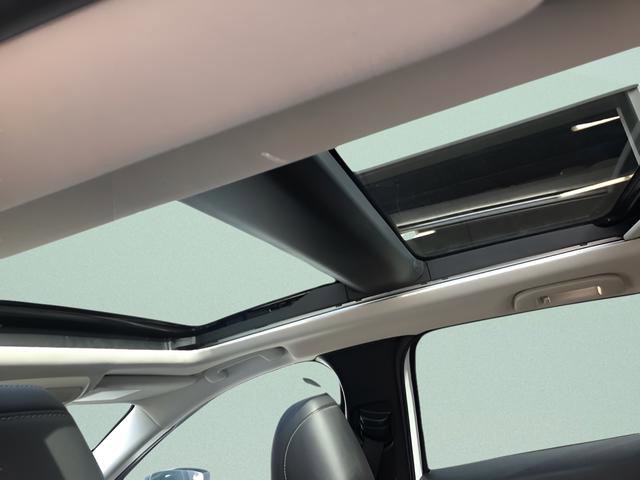 Used 2025 MAZDA CX-50 AWD 2.5 S w/ Premium Package image 10