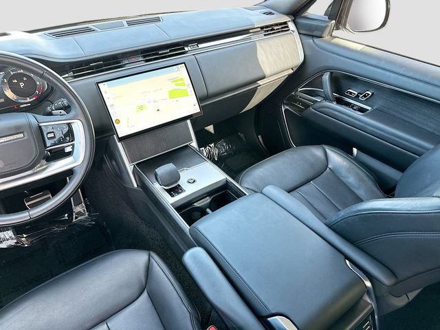 Used 2025 Land Rover Range Rover Long Wheelbase SE AWD/4WD image 24