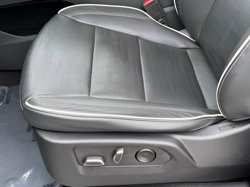 Used 2023 Cadillac Escalade Sport image 29