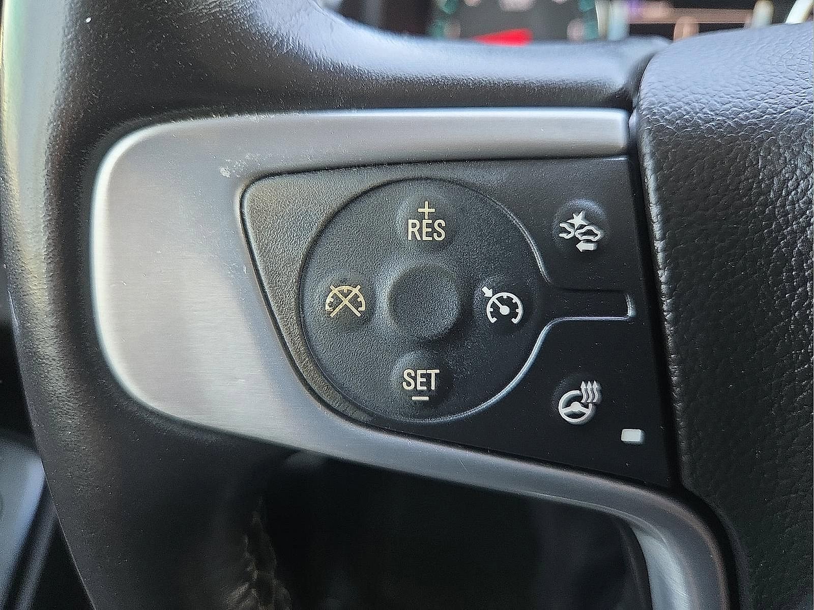 Used 2017 GMC Yukon SLT image 18