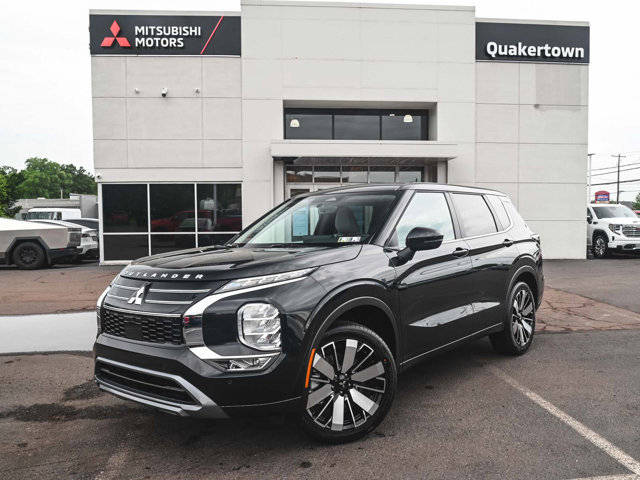 New 2025 Mitsubishi Outlander SE video 1