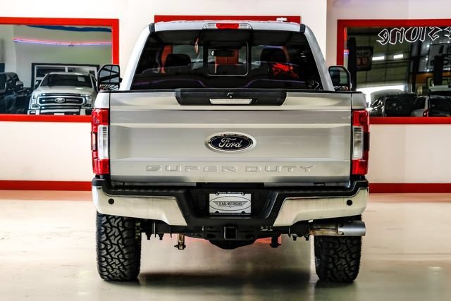 Used 2017 Ford F250 Lariat w/ Lariat Value Package AWD/4WD image 11