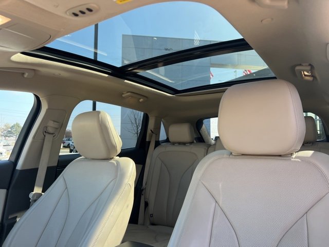 Used 2020 Lincoln Nautilus Reserve image 25