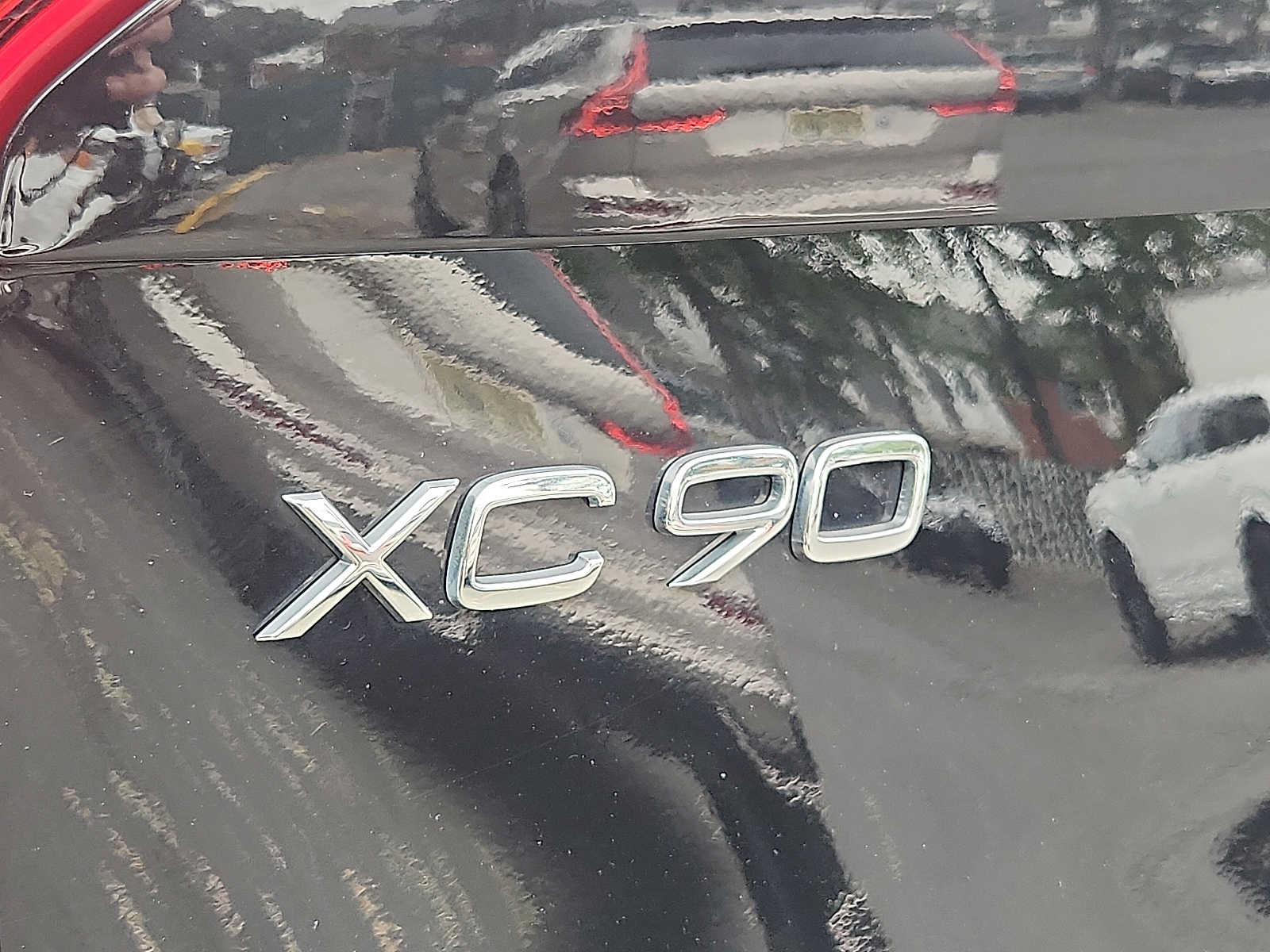 Certified 2024 Volvo XC90 B6 Plus w/ Protection Package Premier AWD/4WD image 27