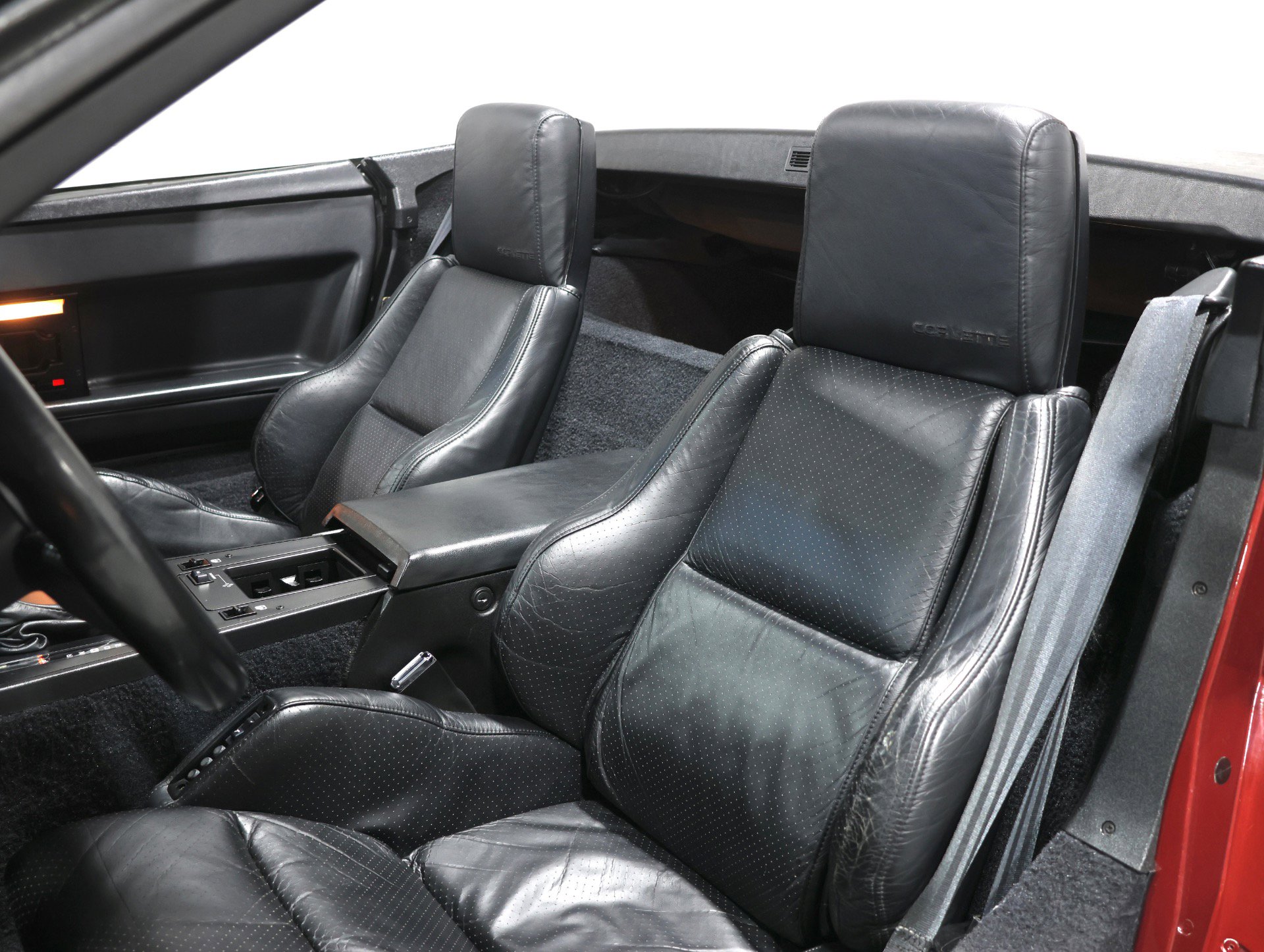Used 1988 Chevrolet Corvette Convertible image 34