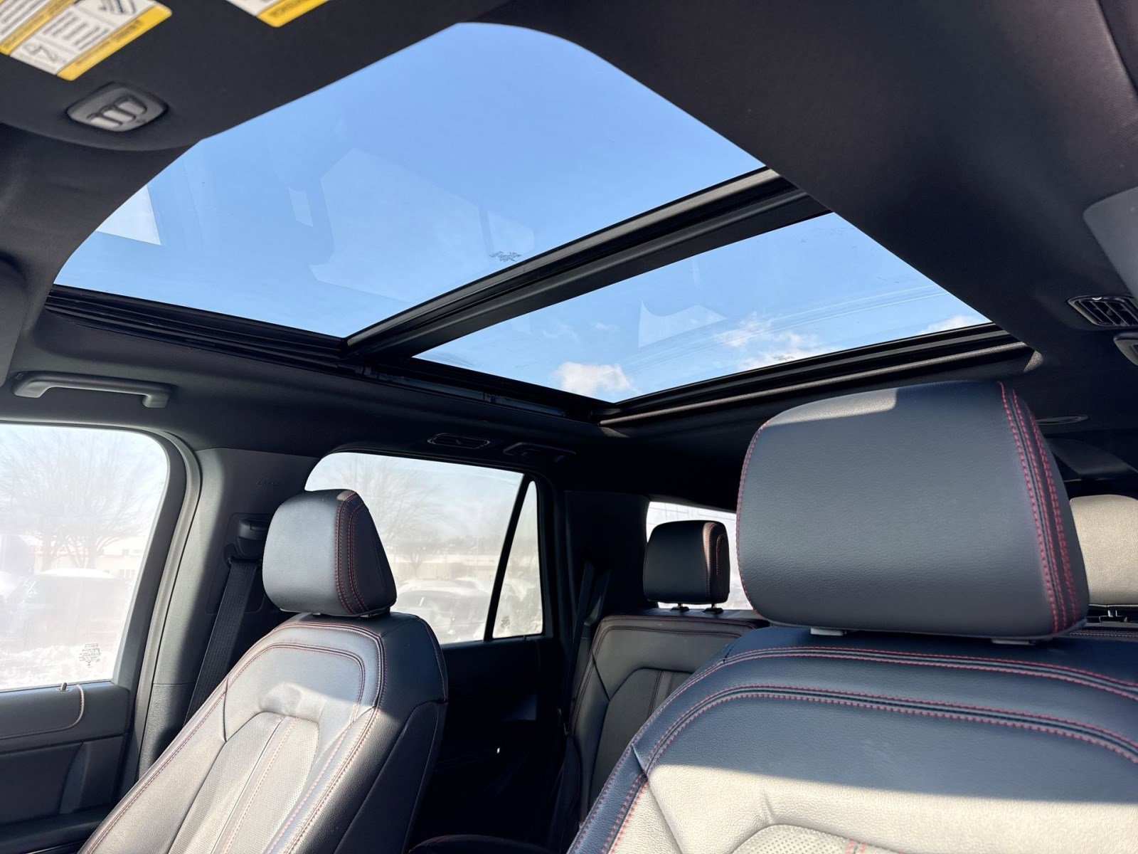 Used 2023 Ford Expedition Limited image 23