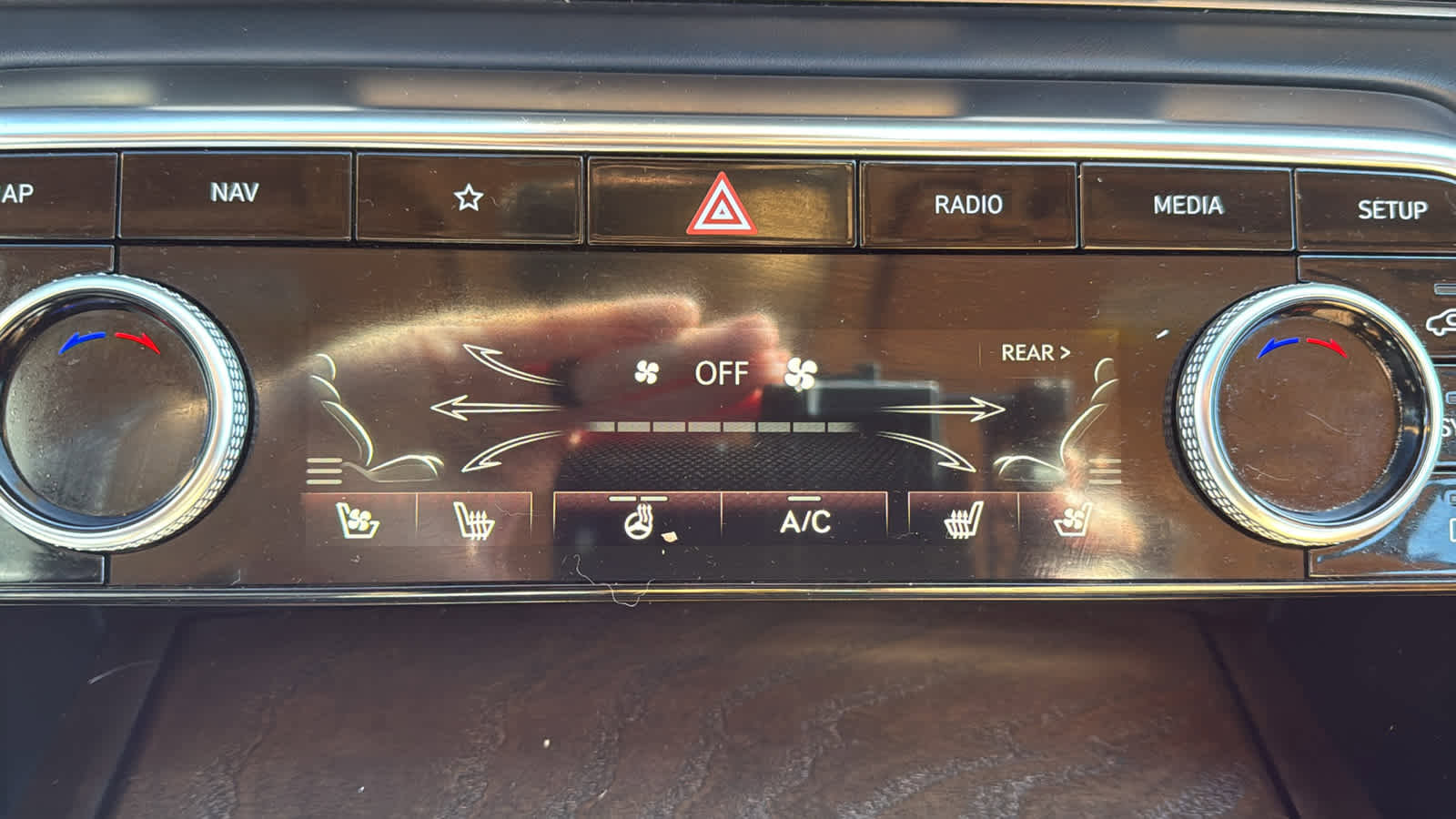 Used 2021 Genesis GV80 2.5T w/ Prestige Package 04 image 20