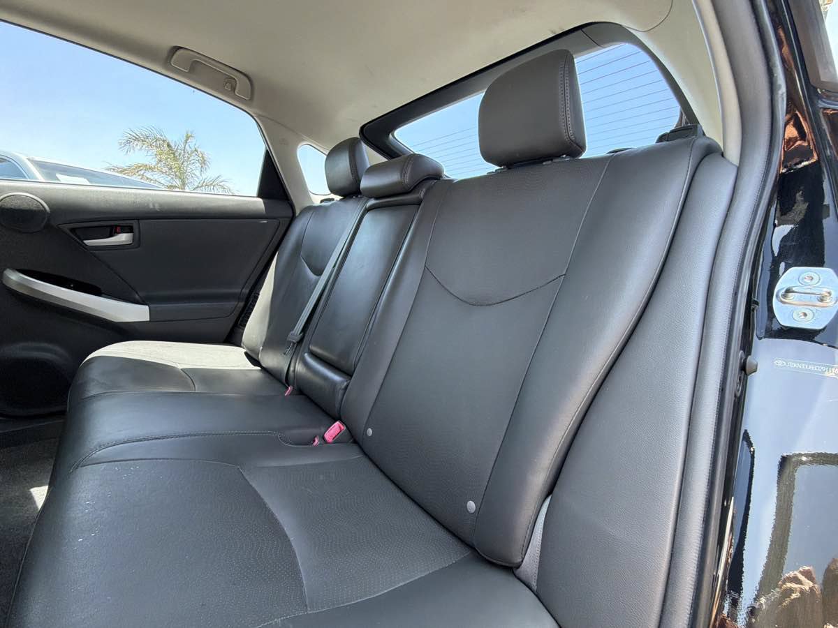 Used 2011 Toyota Prius Four w/ Solar Roof Pkg FWD image 12