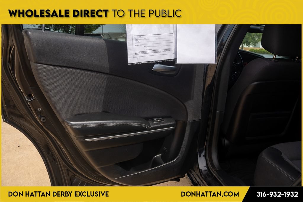 Used 2015 Dodge Charger SE w/ Popular Equipment Group RWD image 17