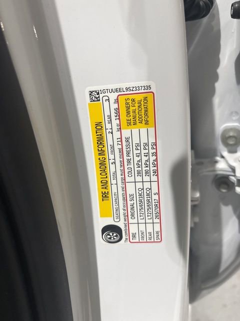 Used 2025 GMC Sierra 1500 AT4 image 43