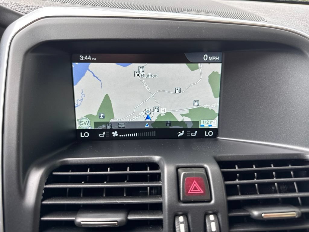 Used 2016 Volvo XC60 T5 Platinum FWD image 12